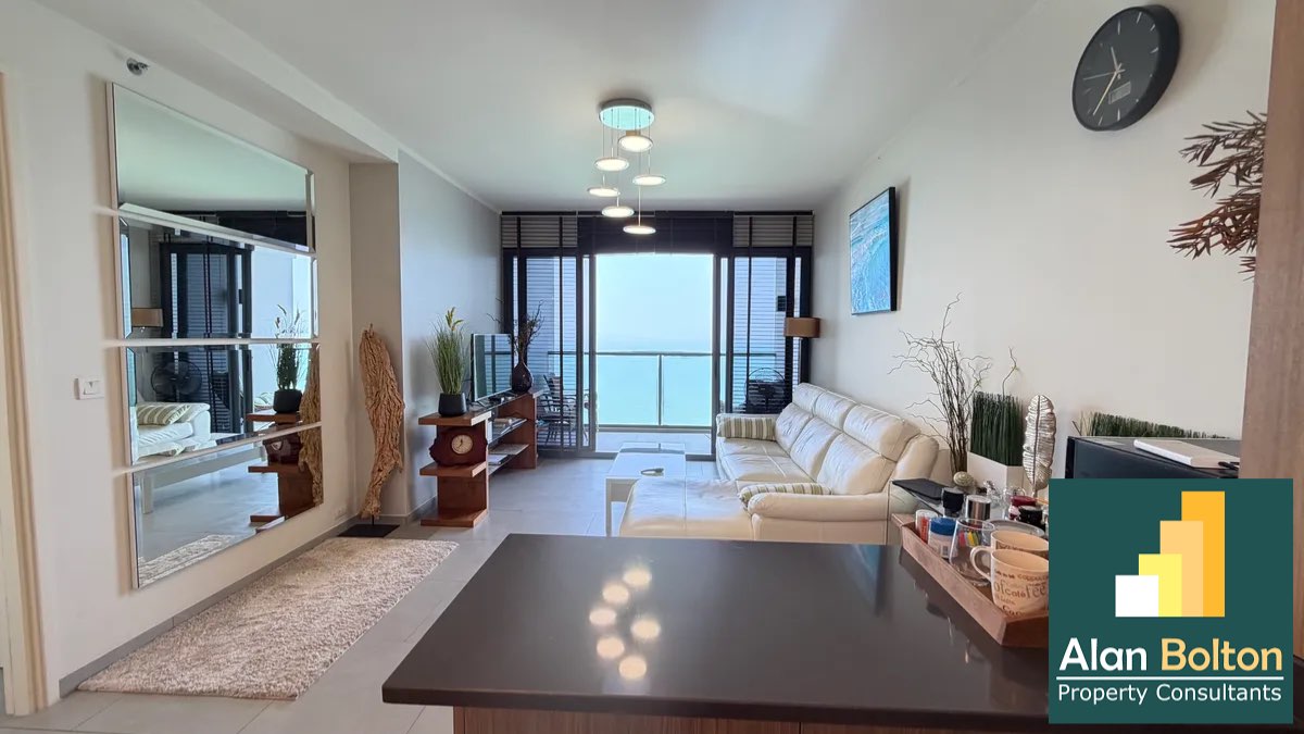 Ocean View Beachfront Condominium For Sale in Wongamat photo 6