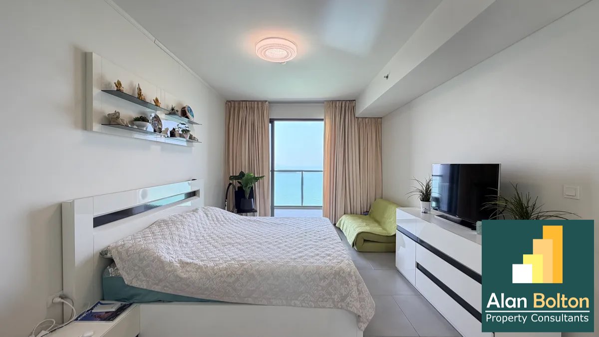 Ocean View Beachfront Condominium For Sale in Wongamat photo 7