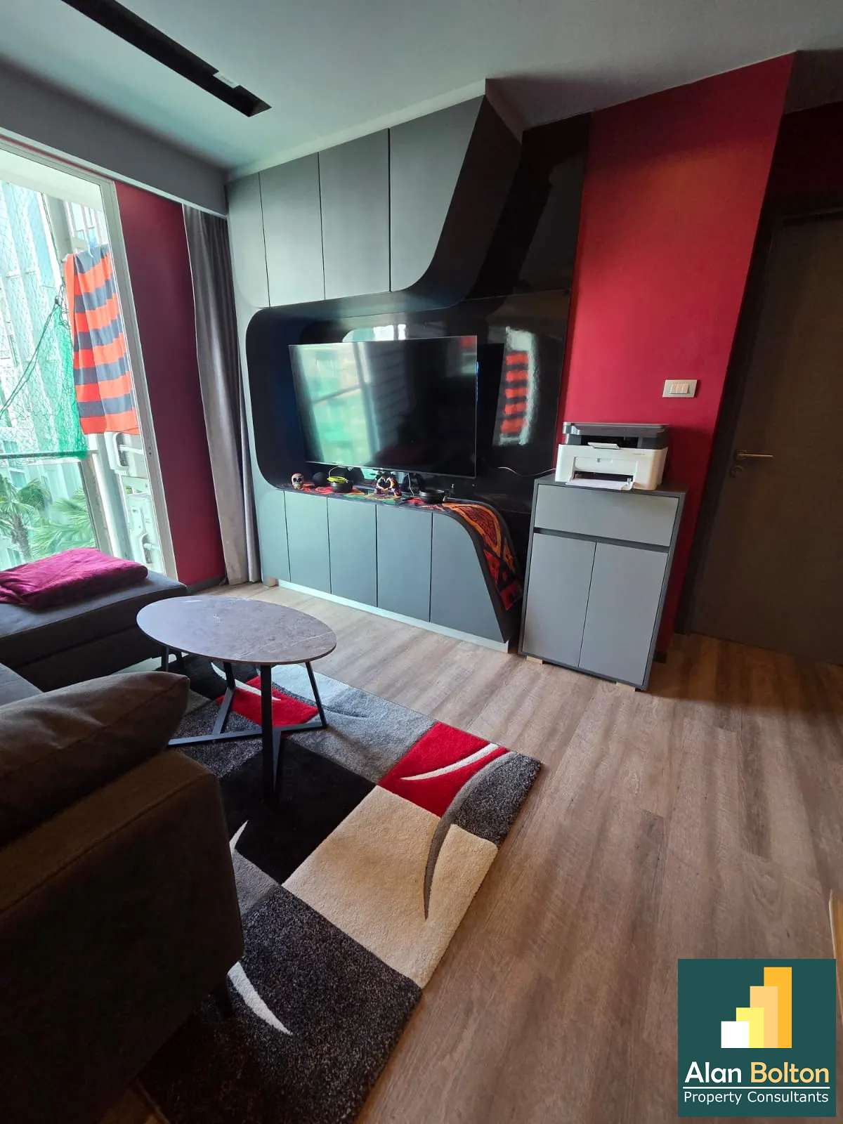 1 Bedroom 1 Bathroom in City Center Residence photo 7