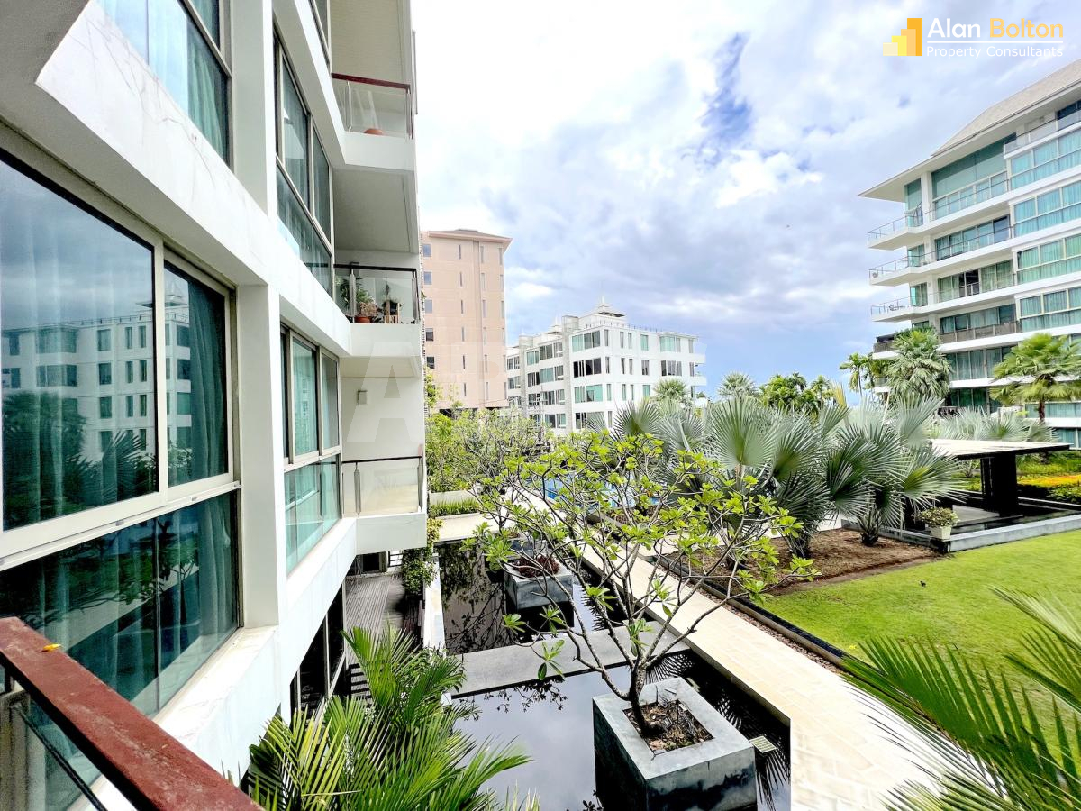 2 Bed 2 Bath Condo in Wongamat