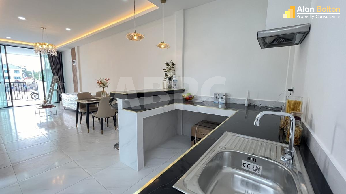 Affordable Modern 2 Bed 2 Bath House in East Pattaya