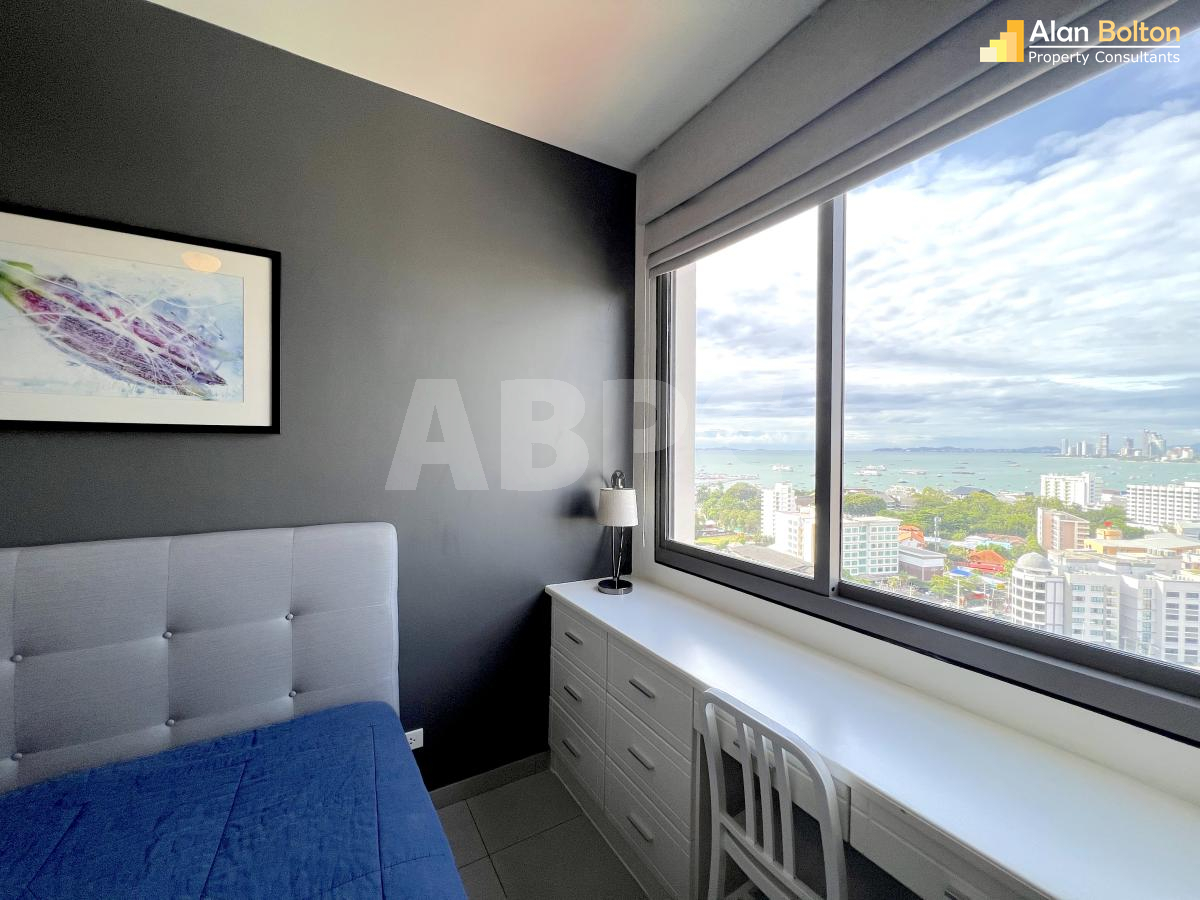 Ocean View 1 Bed 1 Bath Condo in Pratumnak