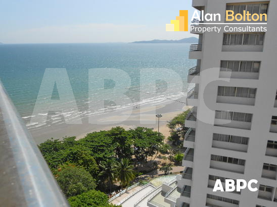Ocean View Studio Condo in Pratumnak