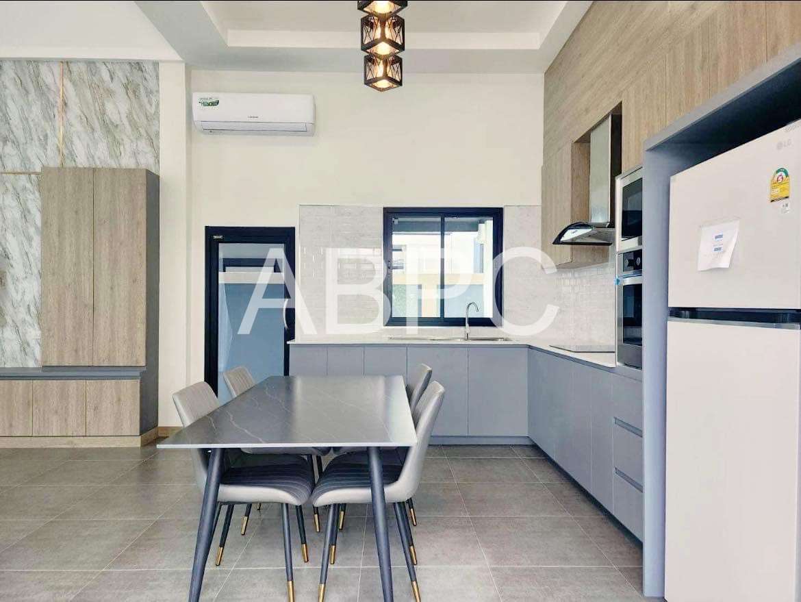 3 Bedroom 4 Bathroom in East Pattaya photo 23