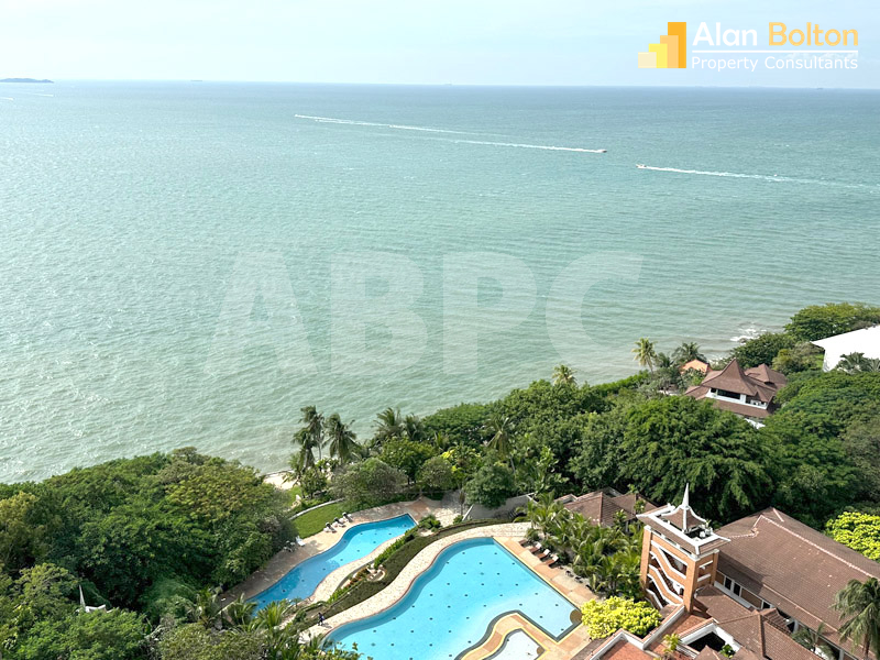 3 Bed 4 Bath in Pratumnak CS10401