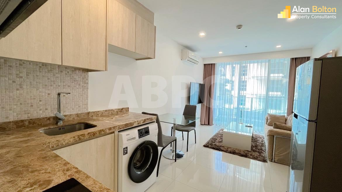 1 Bed 1 Bath in Pratumnak ABPC0997
