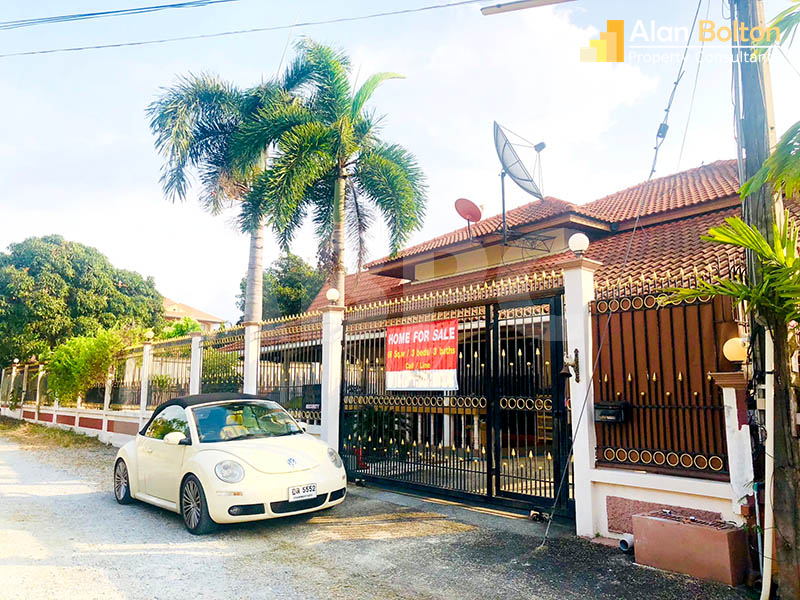 3 Bed 3 Bath In Na Jomtien