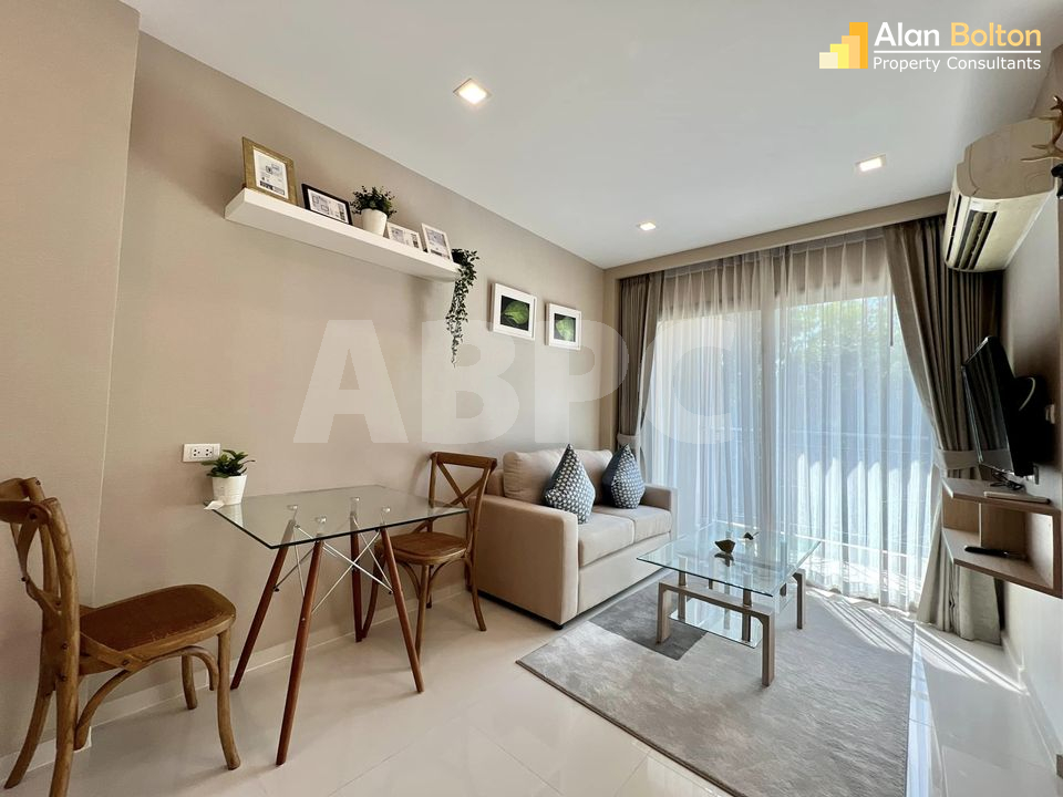 1 Bed 1 Bath in Wong Amat ABPC0207