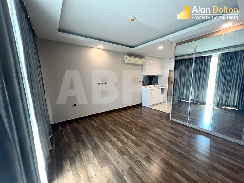 1 Bed 1 Bath in Pratumnak ABPC0186