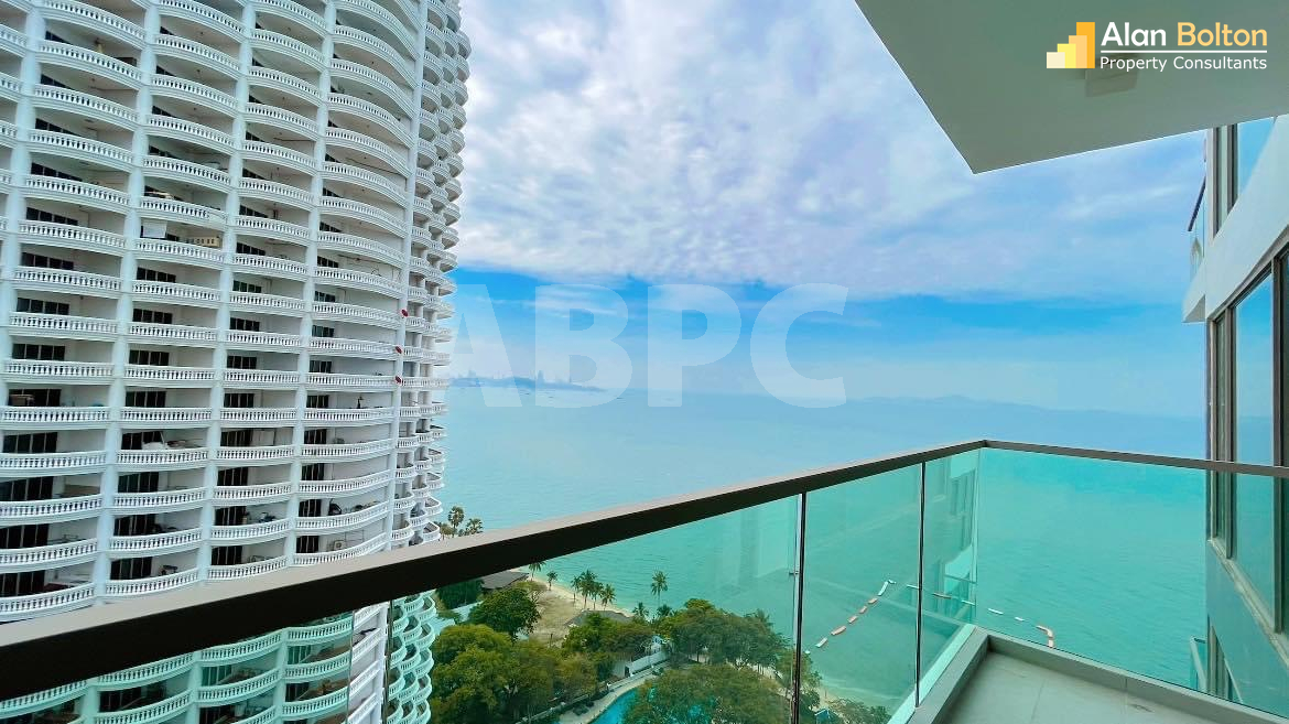 Studio Bed 1 Bath in Wong Amat ABPC1059 photo 3