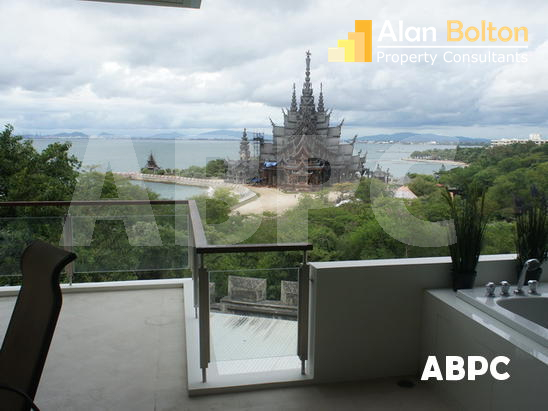 Ocean View 2 Bed 2 Bath Condo in Wongamat