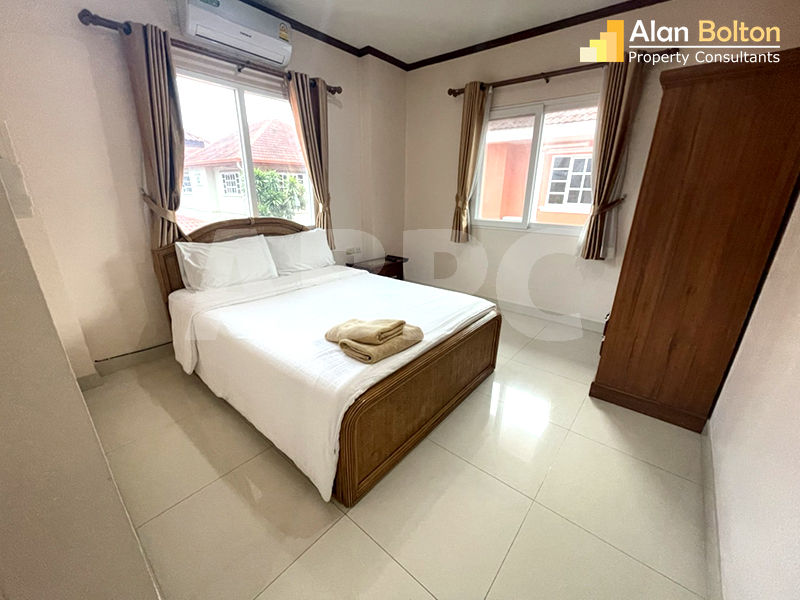 5 Bed 5 Bath Pool Villa in Jomtien photo 4