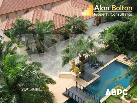 1 Bed 1 Bath in Pratumnak CS3825
