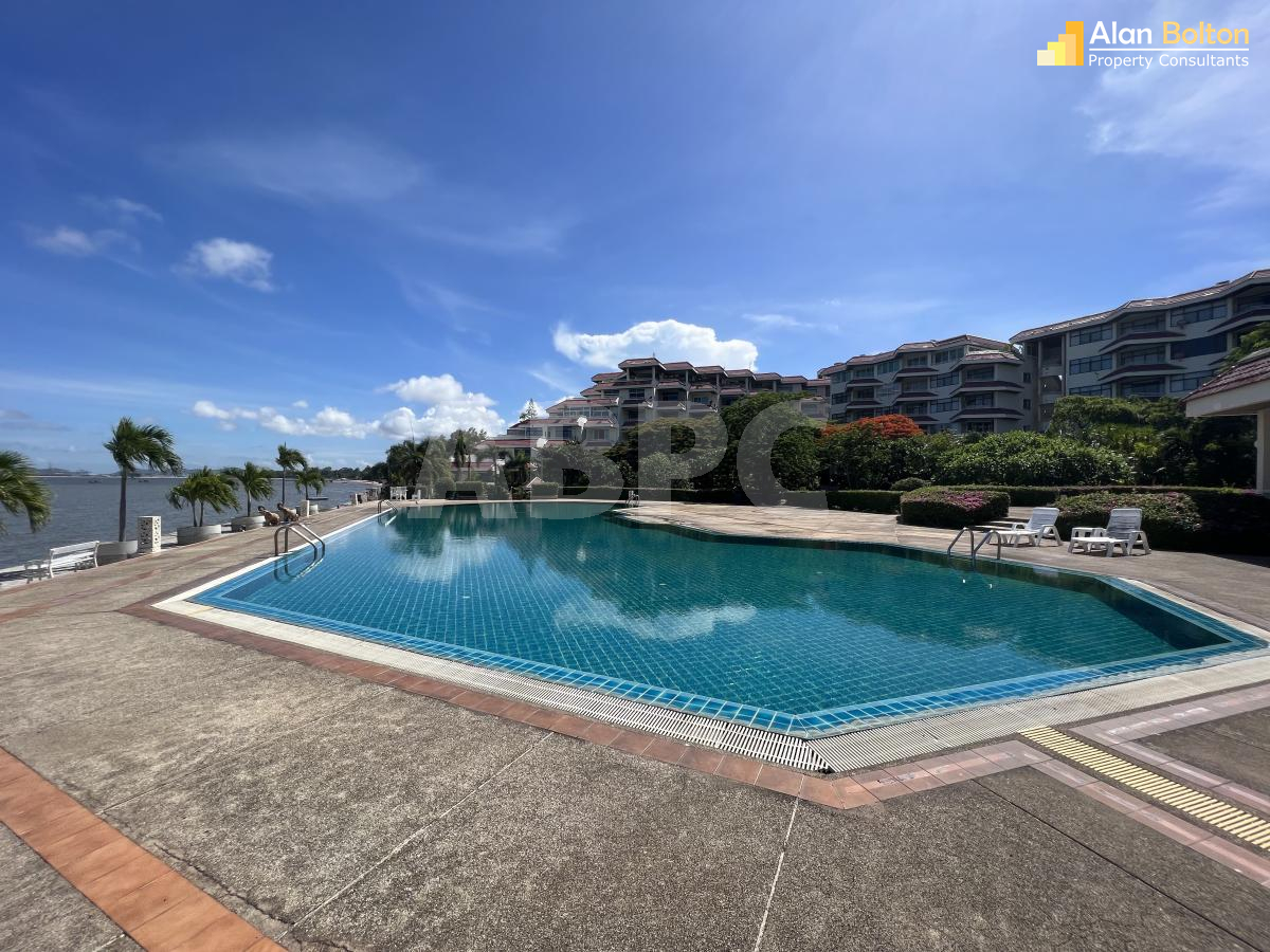 Large Ocean View 3 Bedroom 3 Bathroom Condo in Banglamung ABPC0731