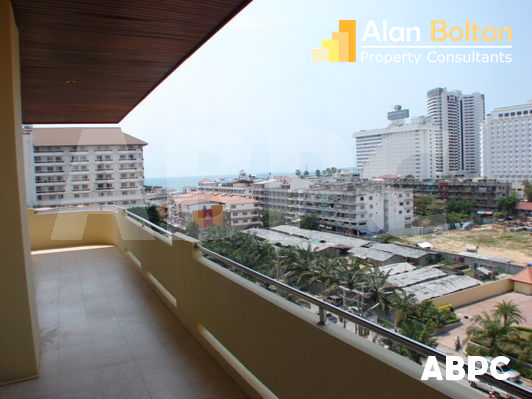 1 Bed 2 Bath Condo In Jomtien