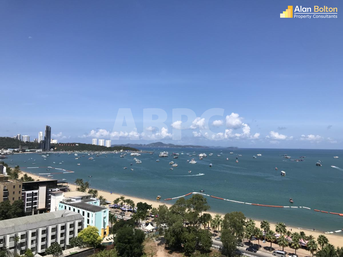 Ocean View 1 Bed 2 Bath Condo in Central Pattaya ABPC0699