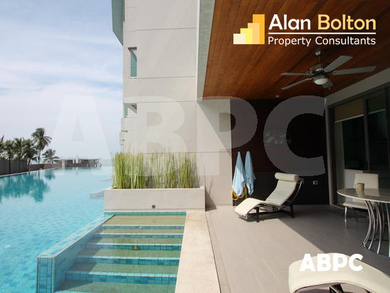Large Beachfront Pool Access Luxury Studio Condo In Wongamat photo 8