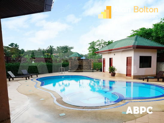 3 Bed 4 Bath in East Pattaya HR1754