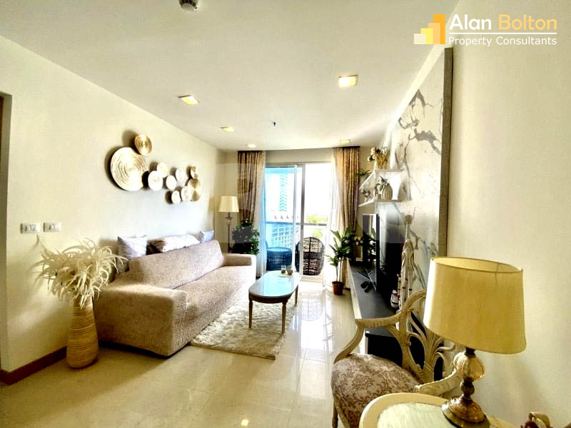 2 Bed 2 Bath in Wong Amat ABPC0193