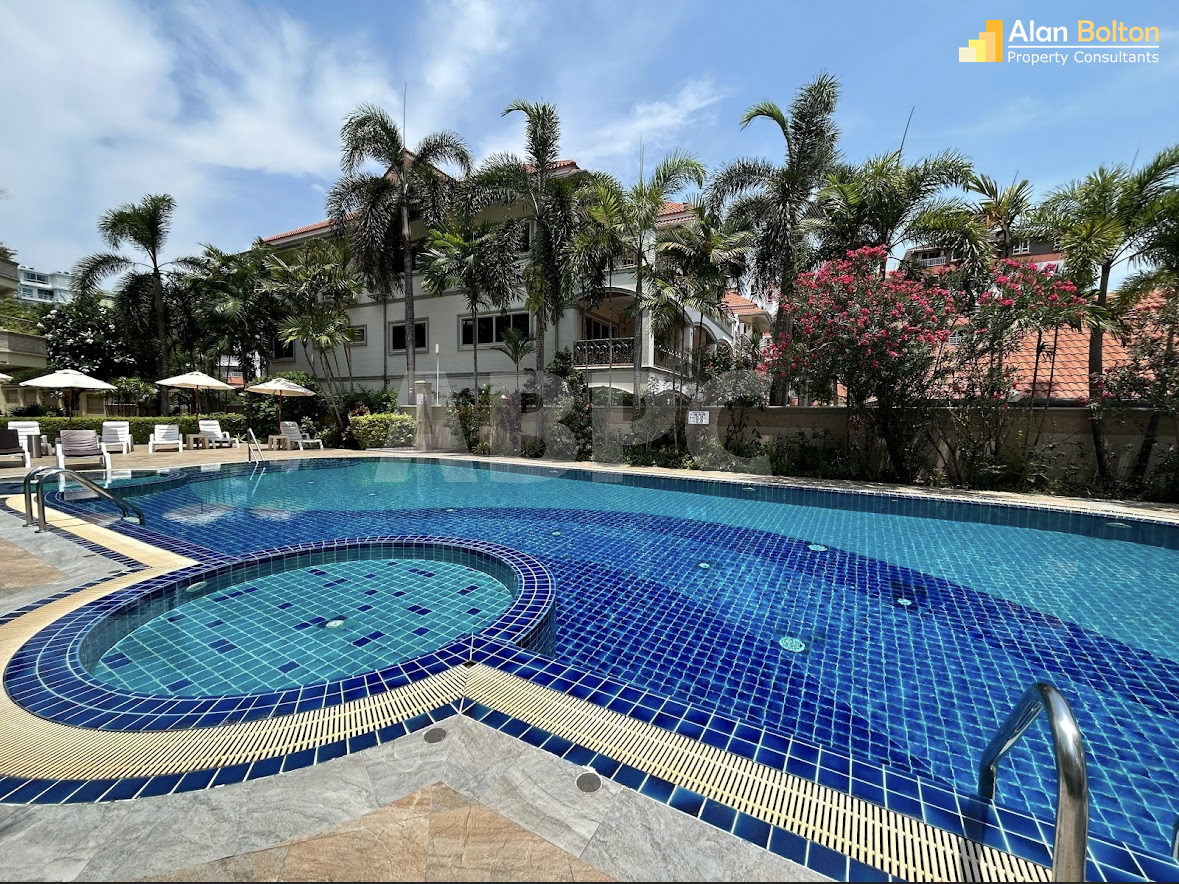 2 Bed 1 Bath in Pratumnak ABPC0584