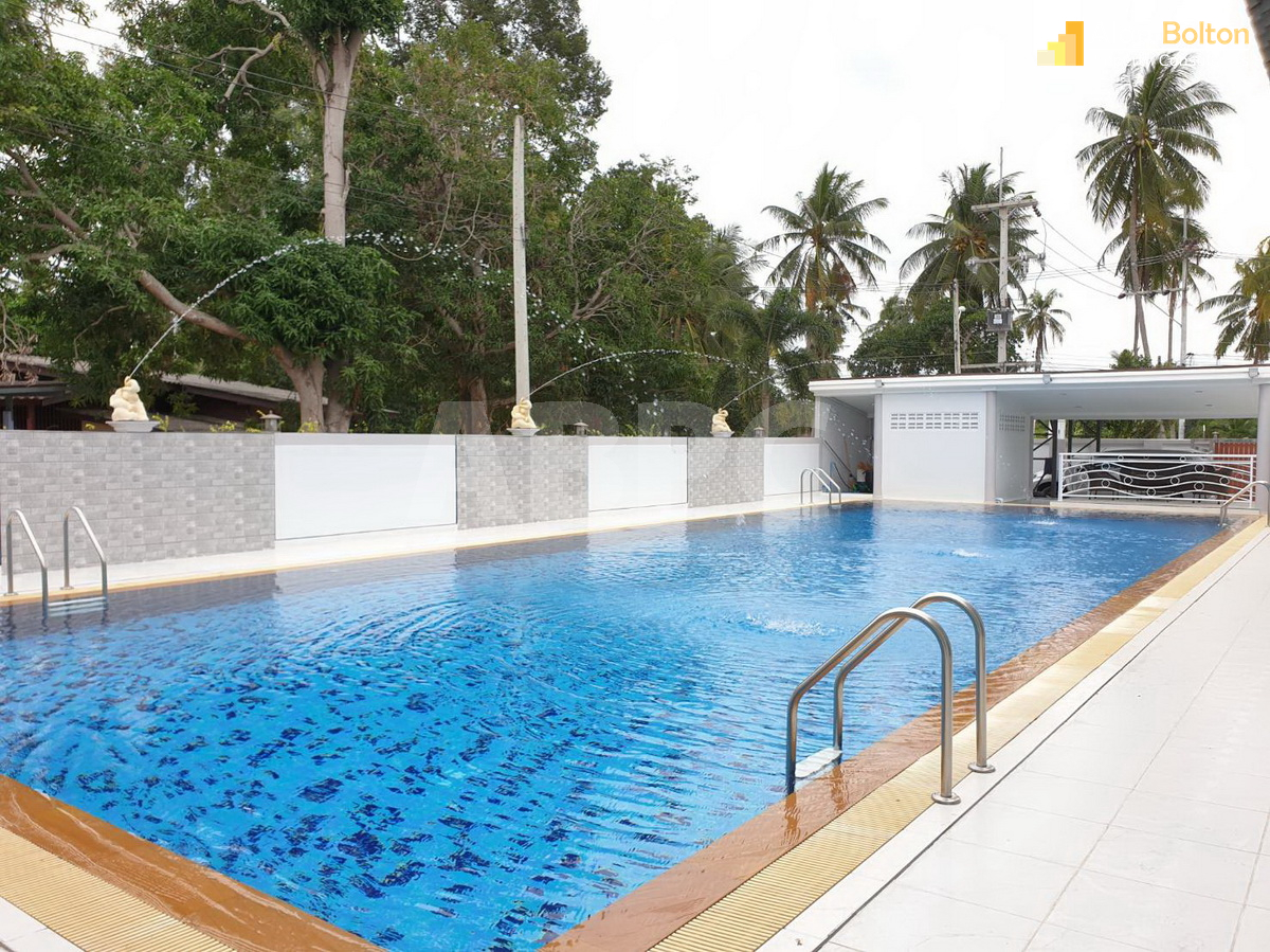 4 Bedrooms 4 Bathrooms in East Pattaya photo 12
