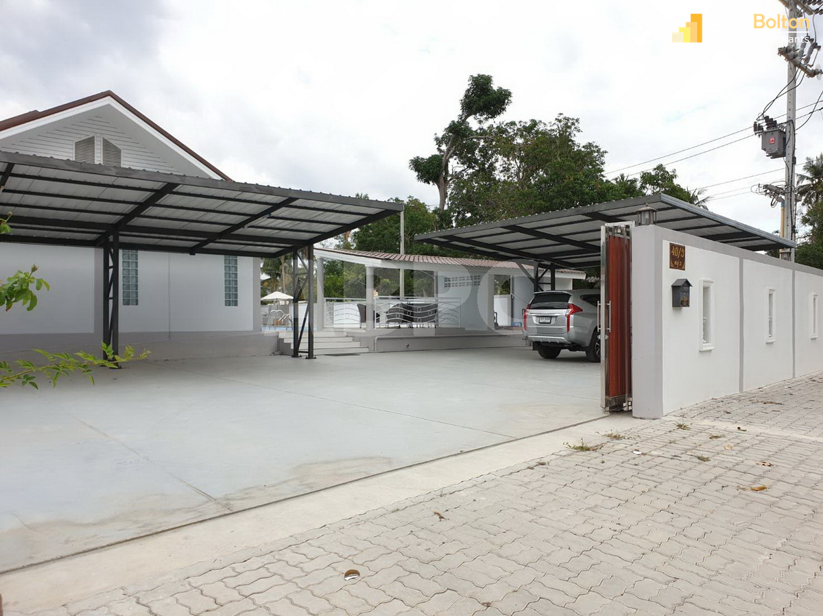 4 Bedrooms 4 Bathrooms in East Pattaya photo 15