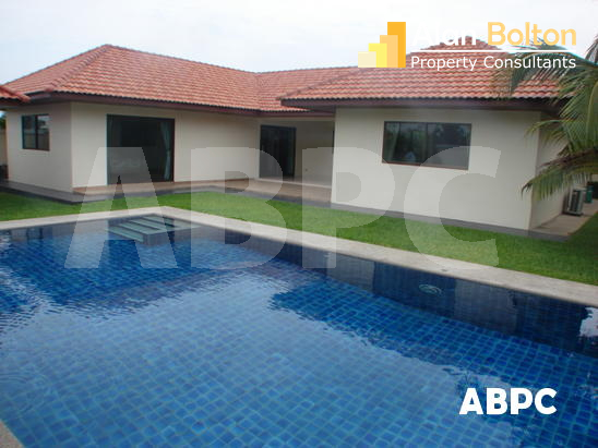 2 Bed 2 Bath Pool Villa in Na Jomtien HR1481
