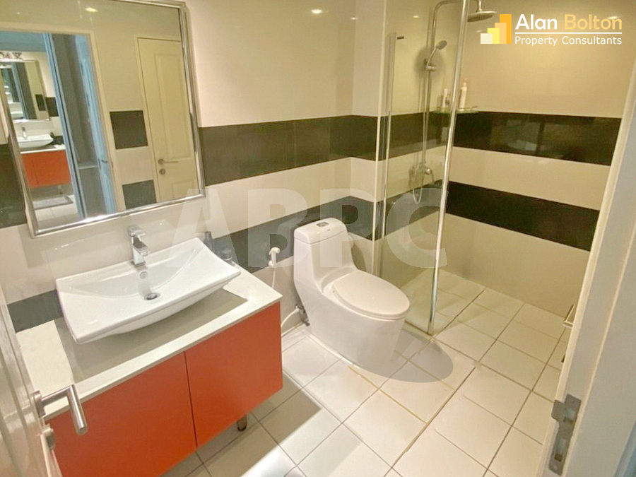 Large 1 Bed 1 Bath Condo In Pratumnak photo 7