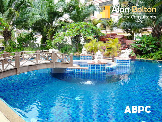 Studio Bed 1 Bath in Wong Amat CS8319