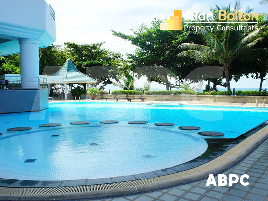 3 Bed 4 Bath Condo in Na Jomtien