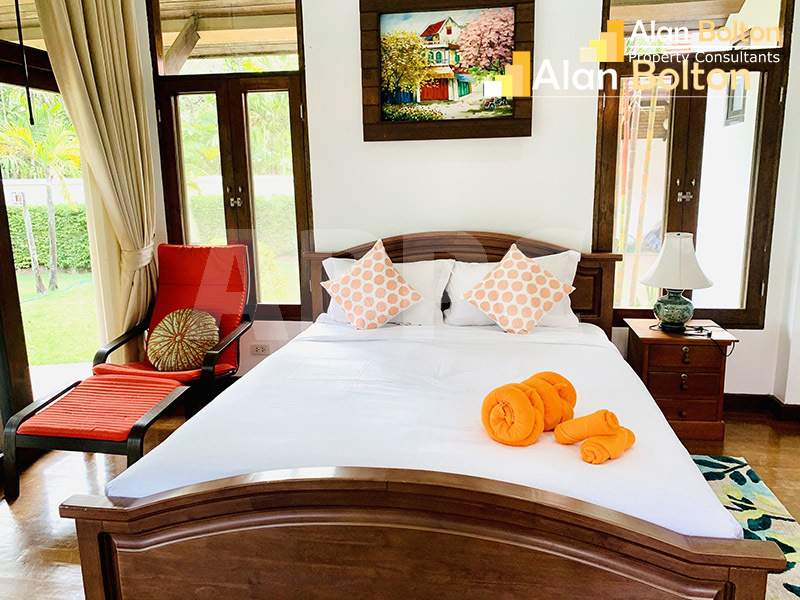 3 Bed Pool Villa in Siam Lake View Mabprachan Lake photo 4