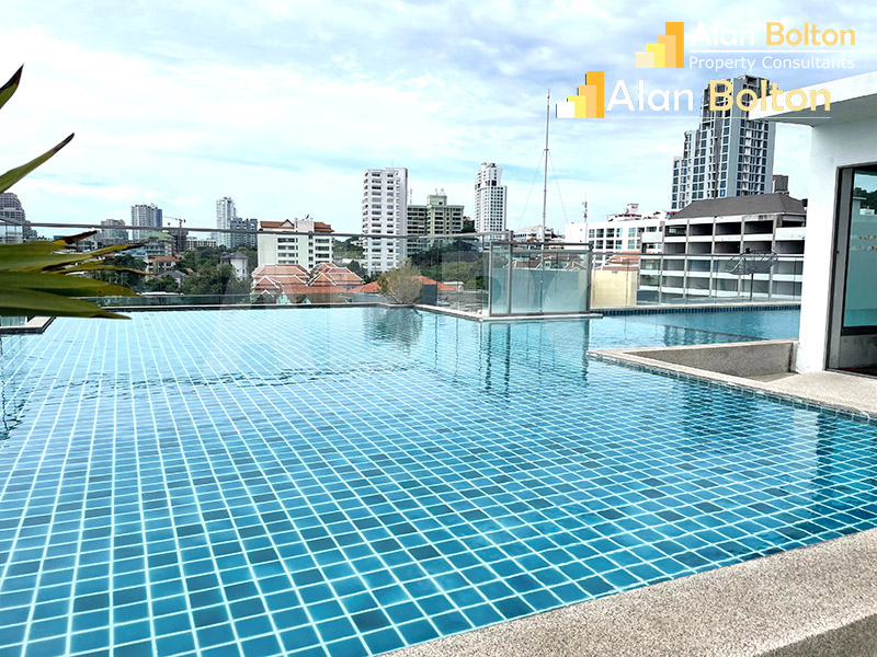 1 Bed 1 Bath Condo in Pratumnak