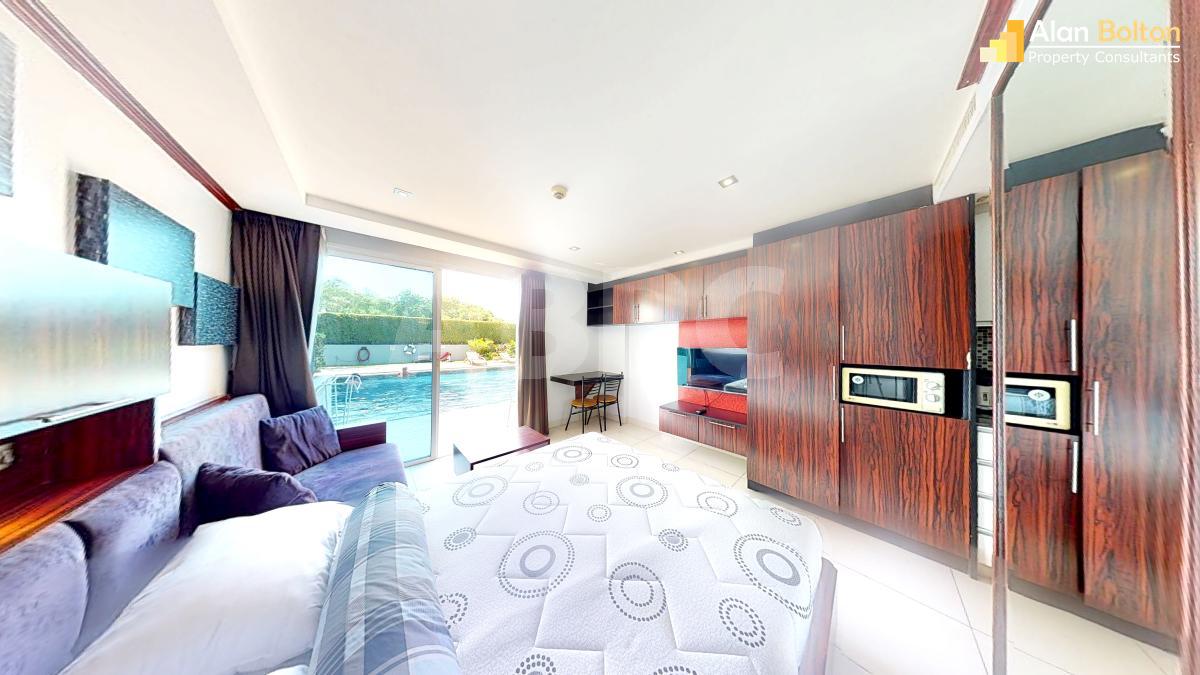 Studio Bed in South Pattaya ABPC0502