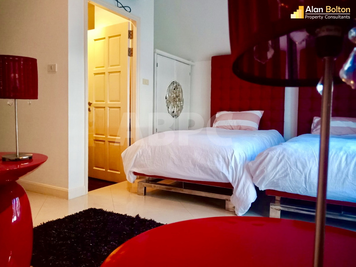 3 Bed 3 Bath in Najomtien HR2957 photo 9