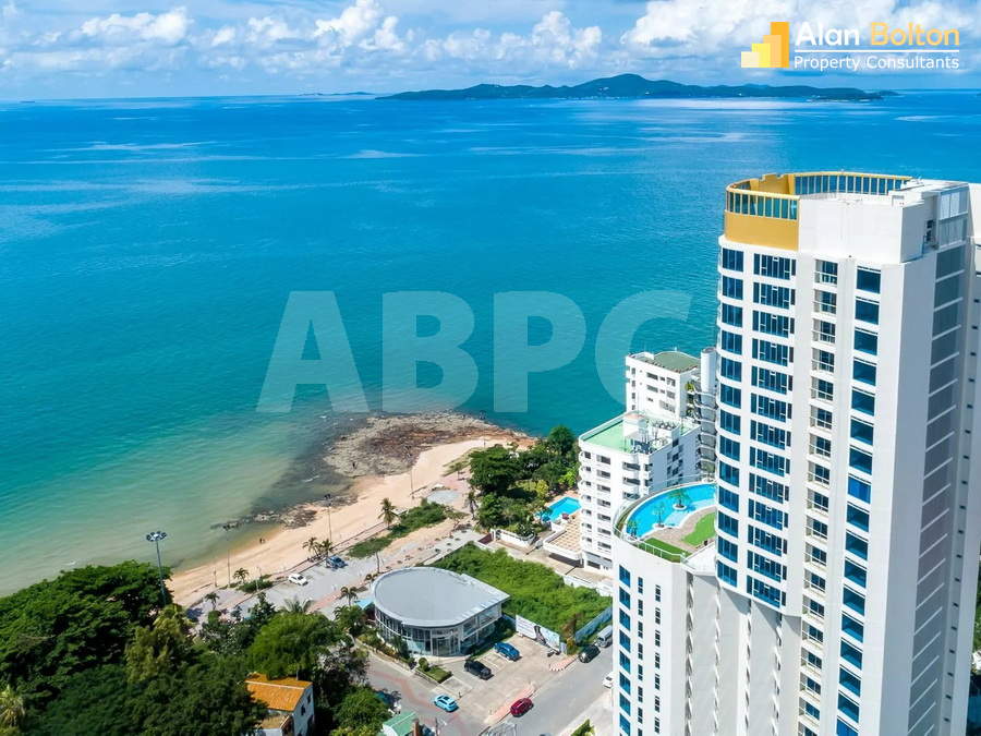 1 Bed 1 Bath in Pratumnak CS9736