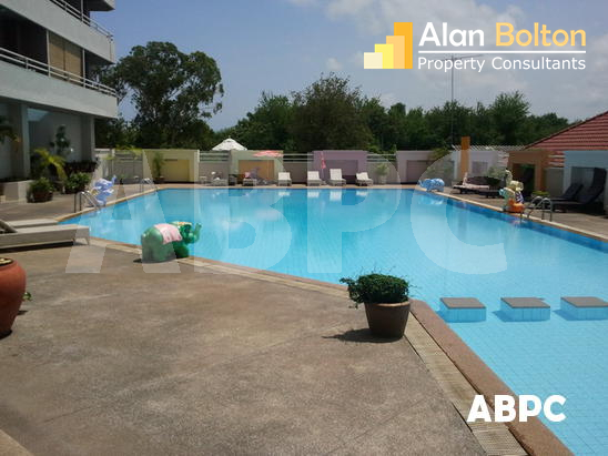 1 Bath in Jomtien CR3332