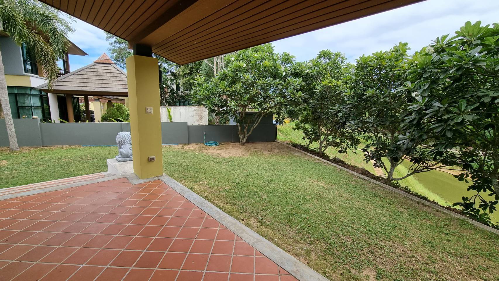 3 Bedroom 3 Bathroom in East Pattaya photo 29
