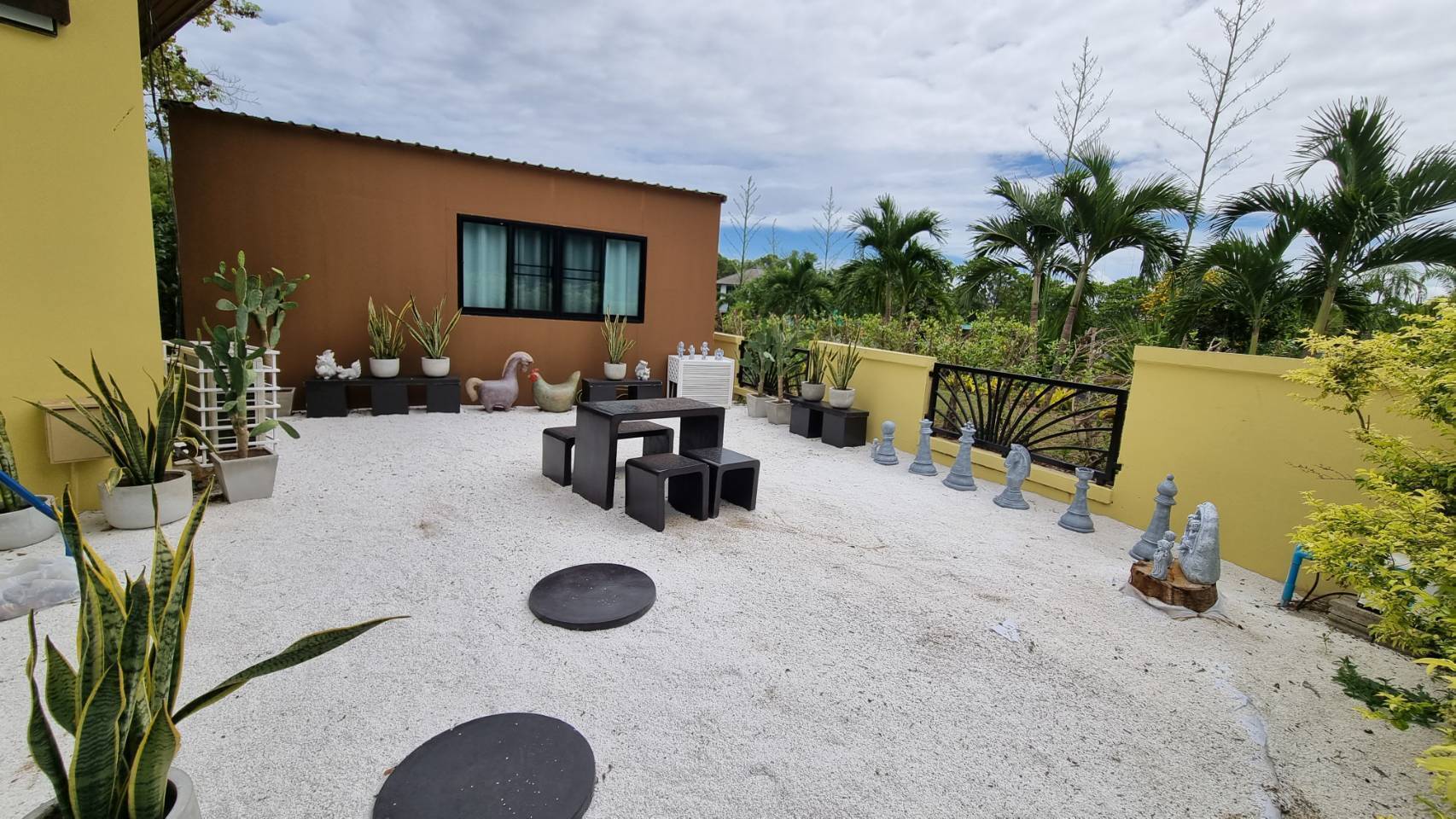 3 Bedroom 3 Bathroom in East Pattaya photo 32