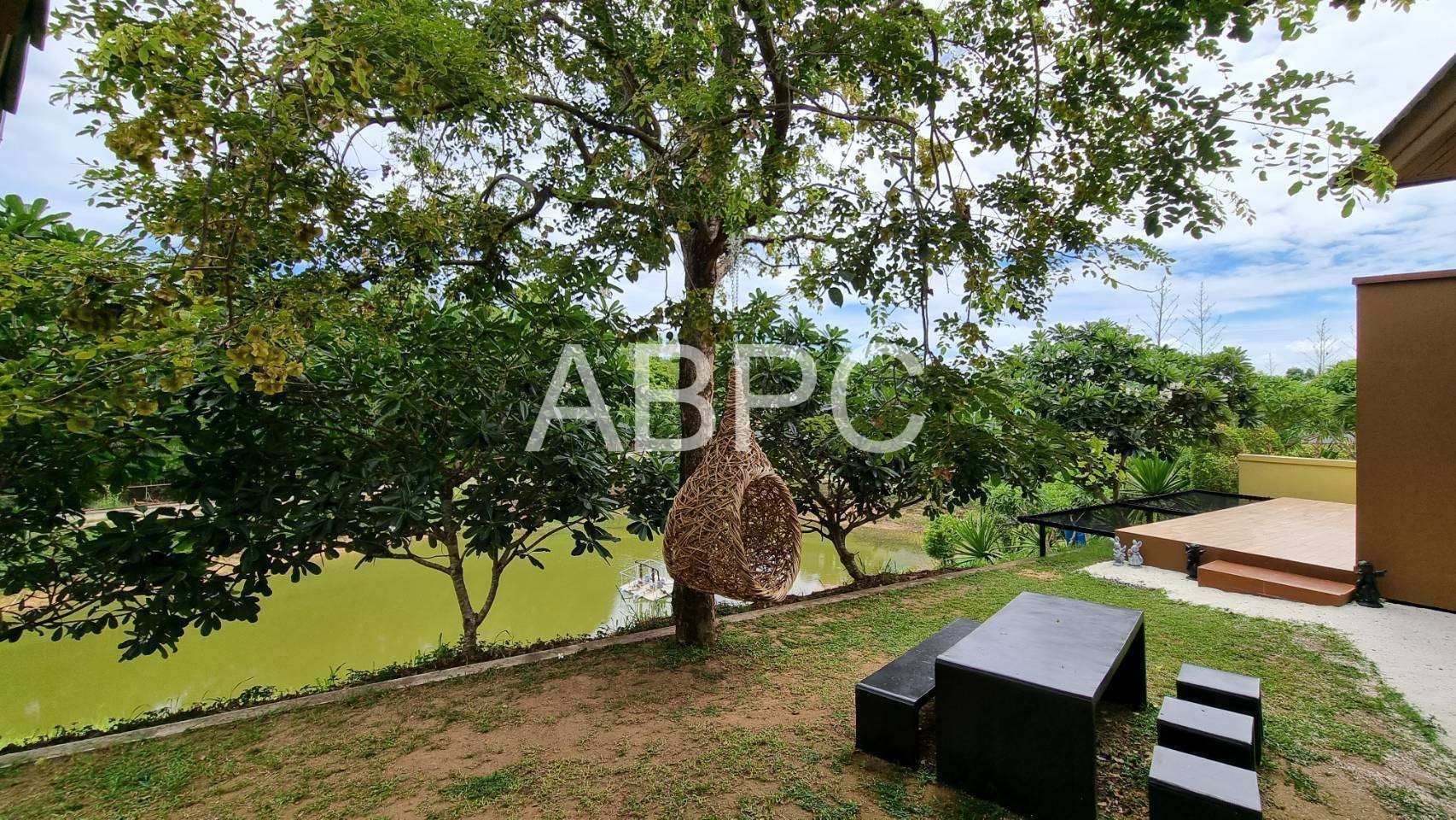 3 Bedroom 3 Bathroom in East Pattaya photo 7