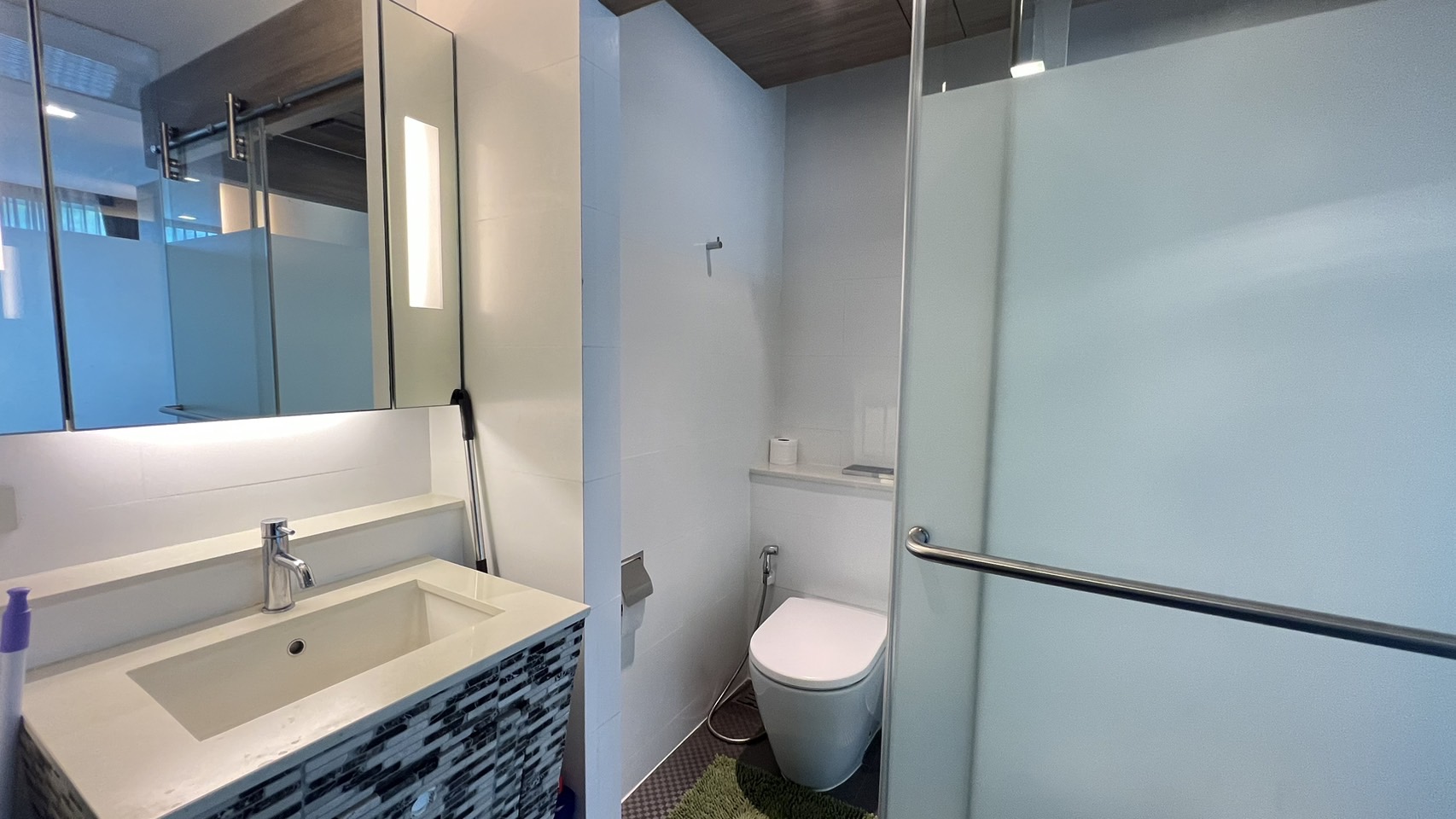 Studio 1 Bathroom in Wongamart photo 17