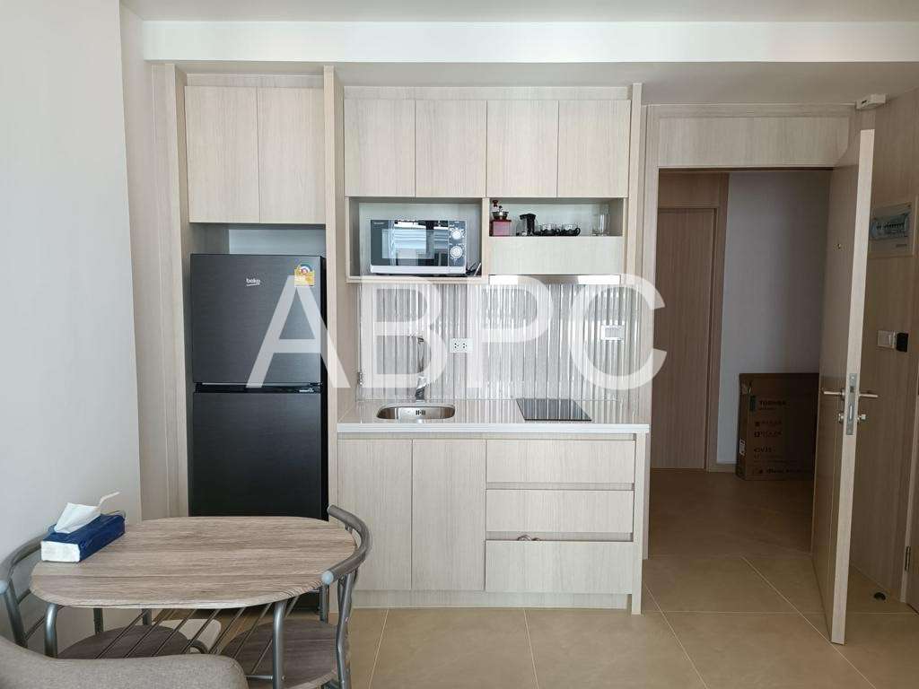 Pool View 1 Bed 1 Bath Condo In Central Pattaya photo 7