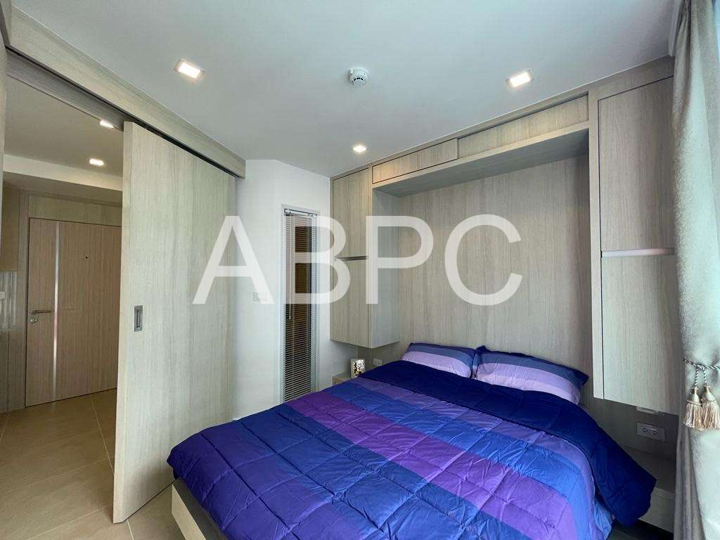 Pool View 1 Bed 1 Bath Condo In Central Pattaya photo 8
