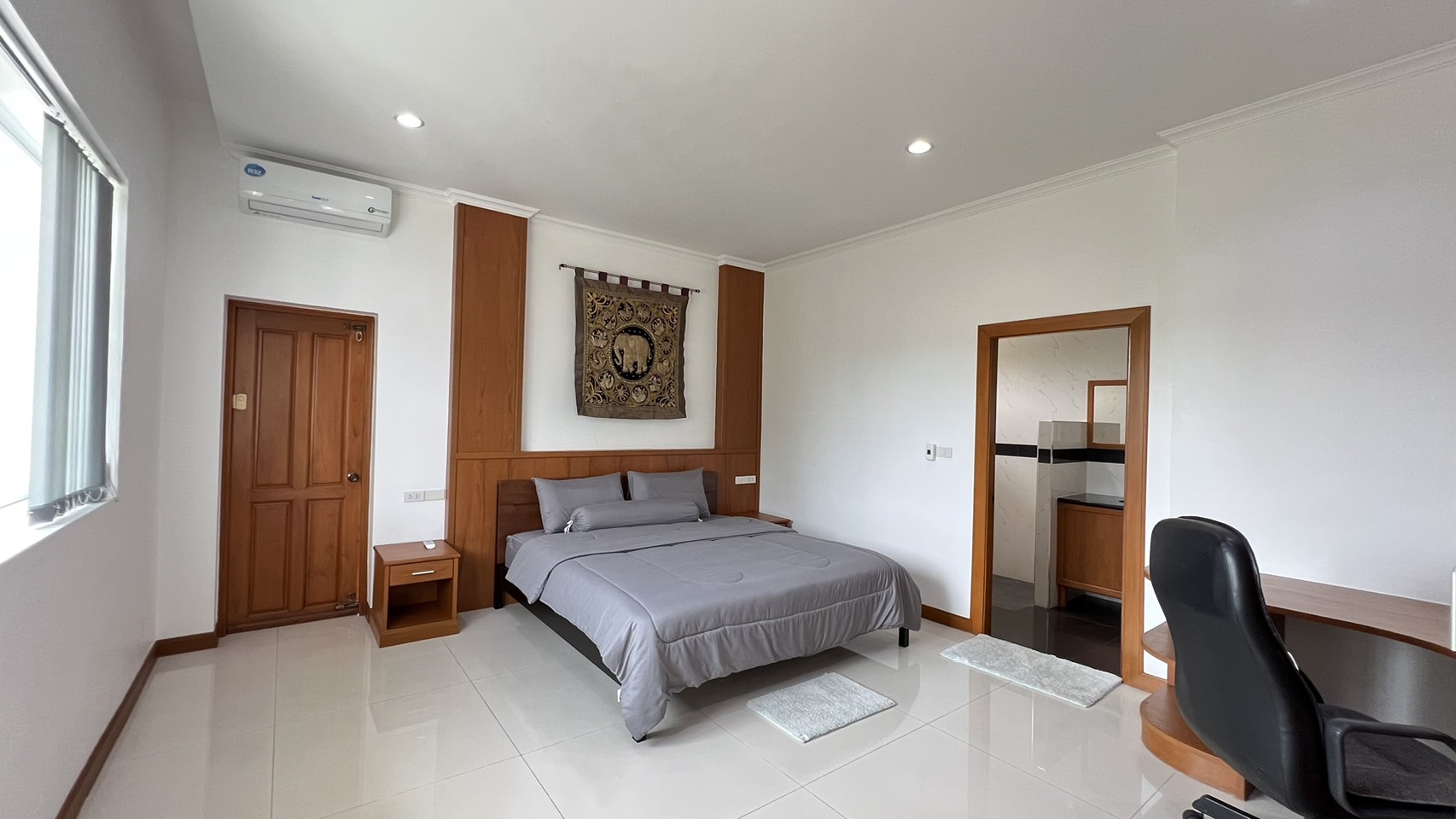 6 Bedroom 7 Bathroom in East Pattaya photo 19