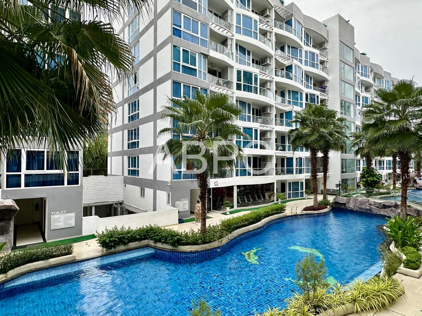 Exclusive listing Pool View 2 bedroom Condo at Grand Avenue!