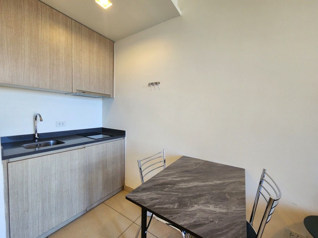 City View 1 Bed 1 Bath Condo in South Pattaya photo 15