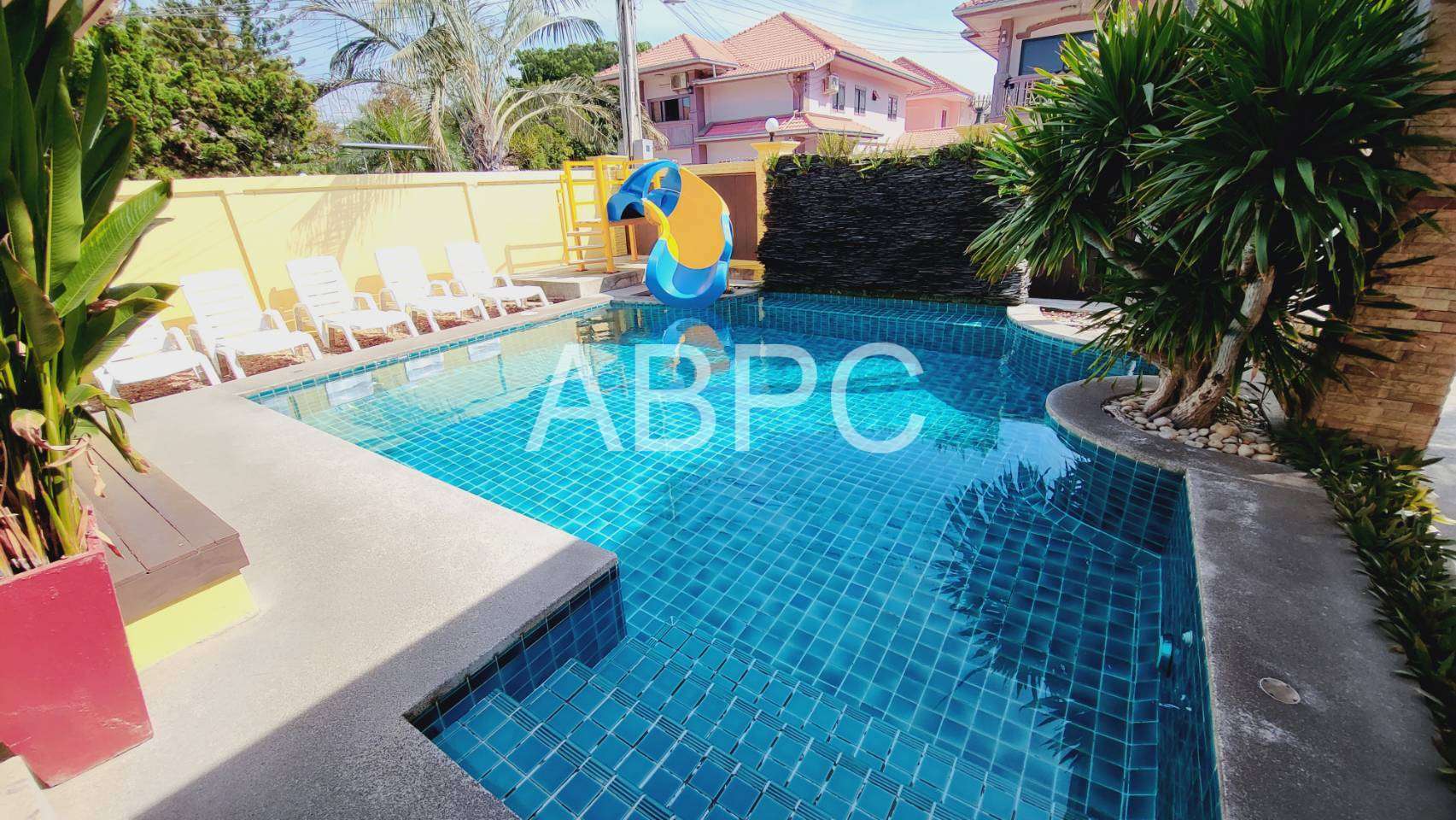 Private Pool Villa 4 Bedrooms 4 Bathroom in Jomtien ABPC7933