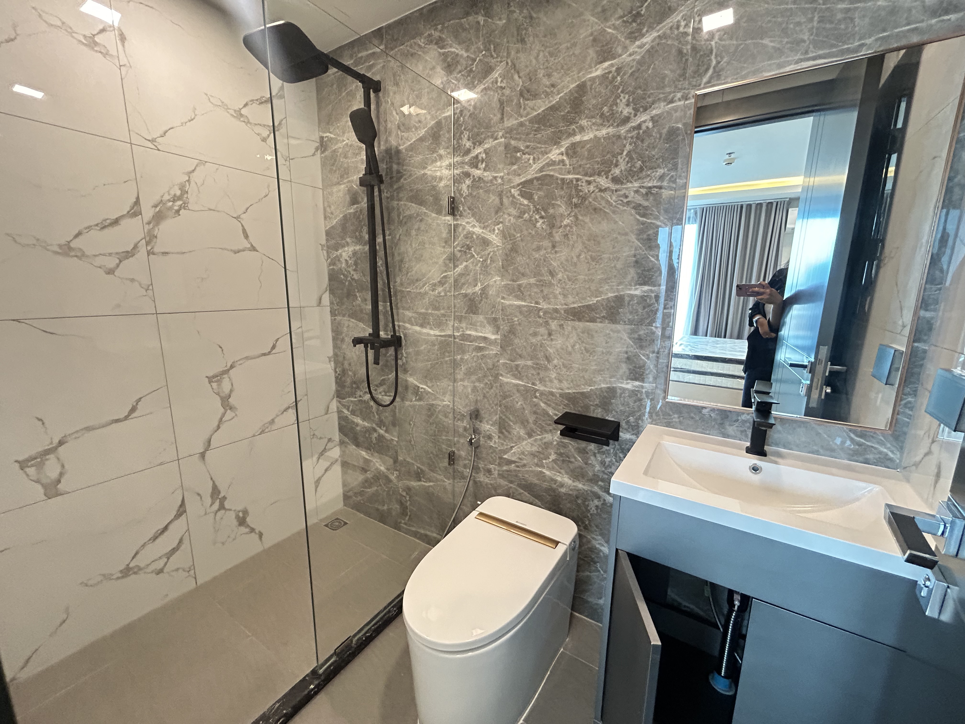 2 Bedroom Condo in Central area For Rent photo 18