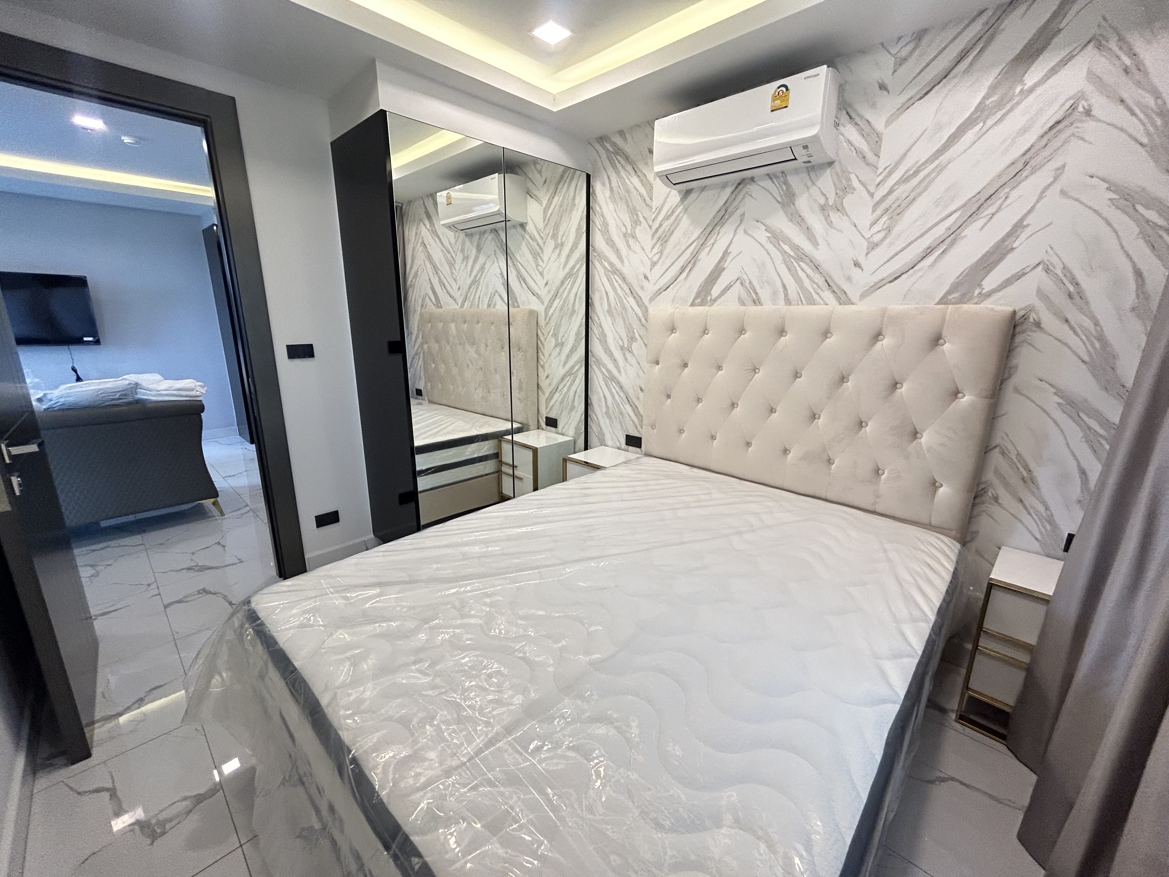 2 Bedroom Condo in Central area For Rent photo 21