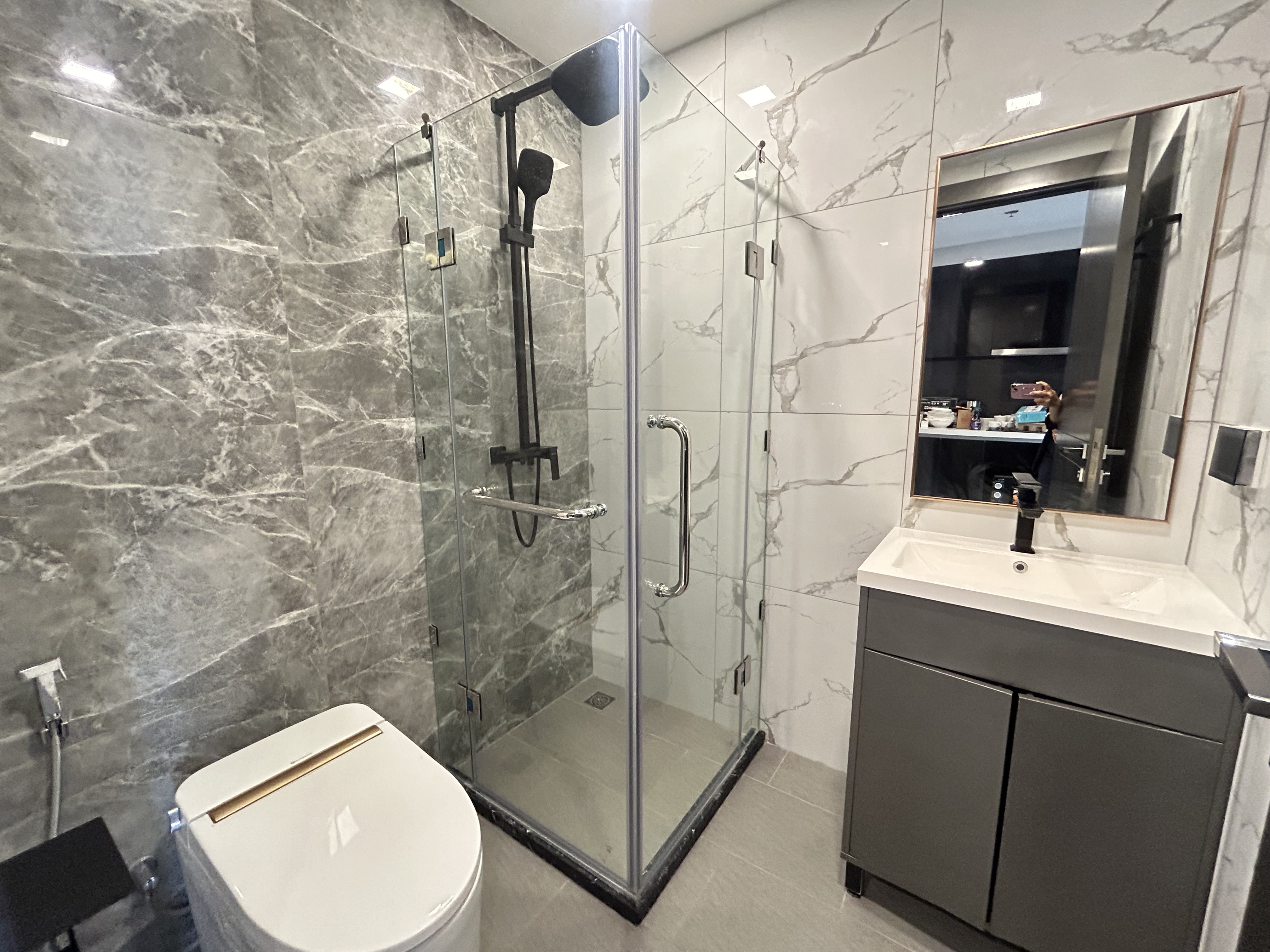 2 Bedroom Condo in Central area For Rent photo 23