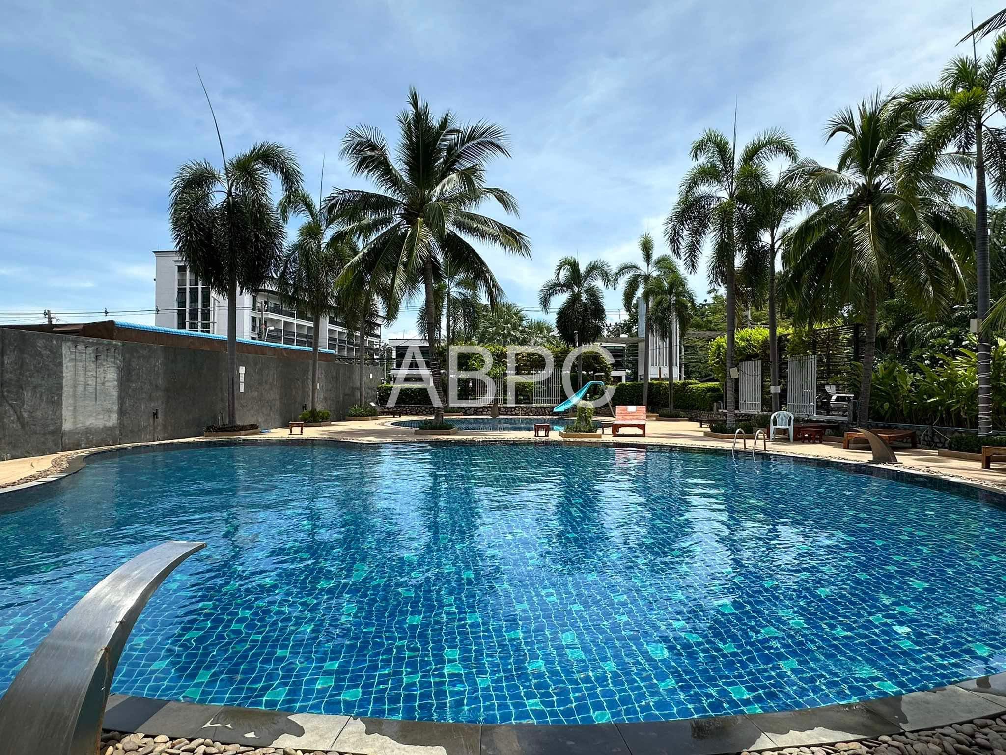 Studio condo in AD Hyatt Naklua